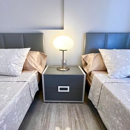 Exclusive Apartments On The First Line Of Benidorm Mar Y Sol Bagian luar foto