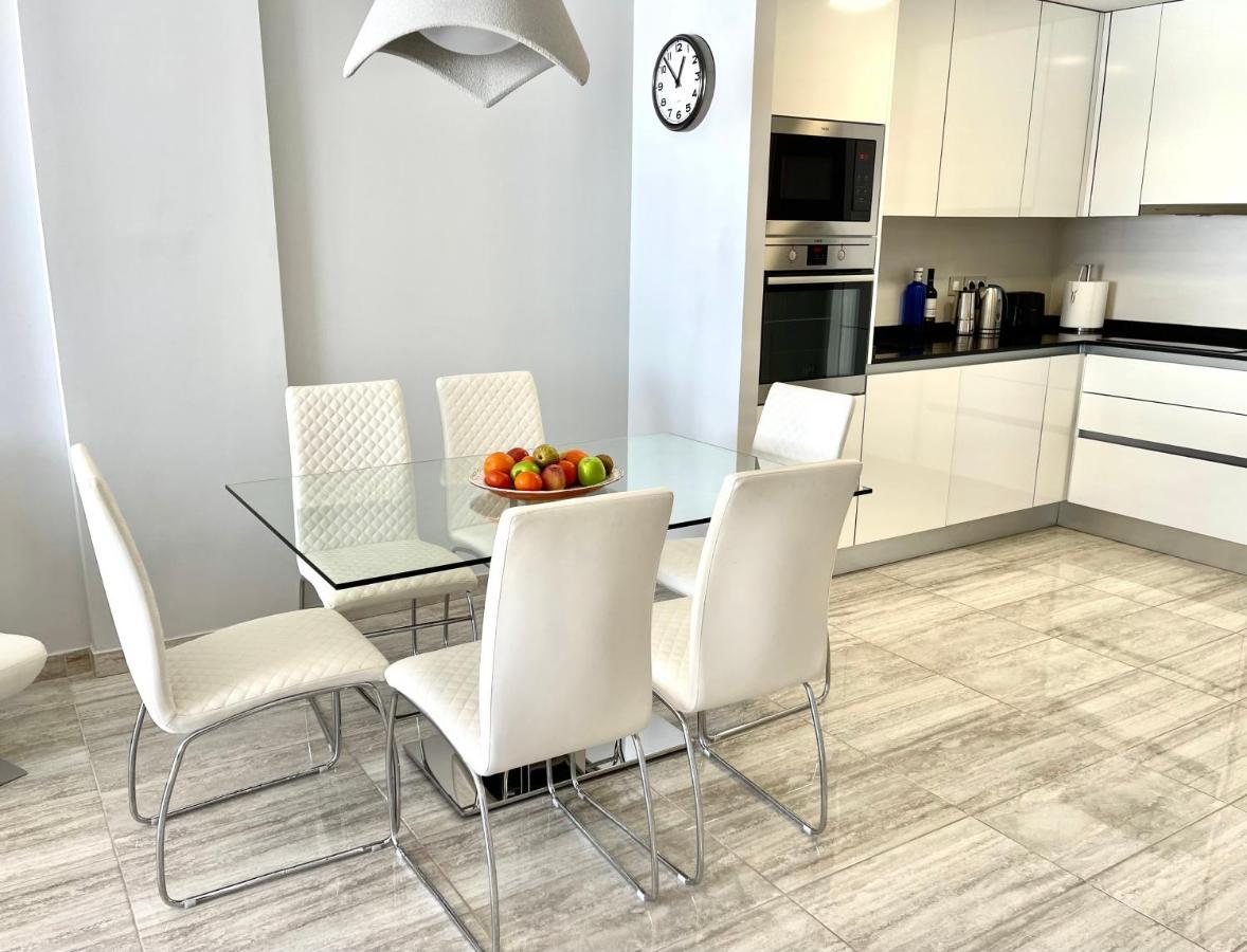 Exclusive Apartments On The First Line Of Benidorm Mar Y Sol Bagian luar foto