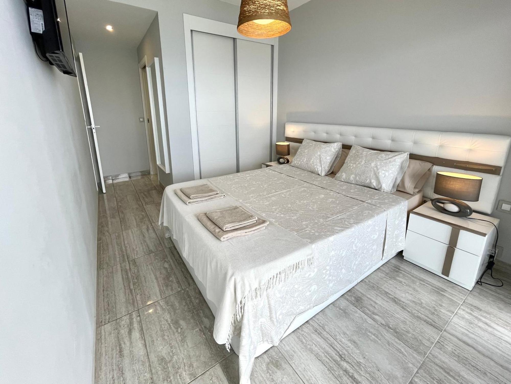 Exclusive Apartments On The First Line Of Benidorm Mar Y Sol Bagian luar foto